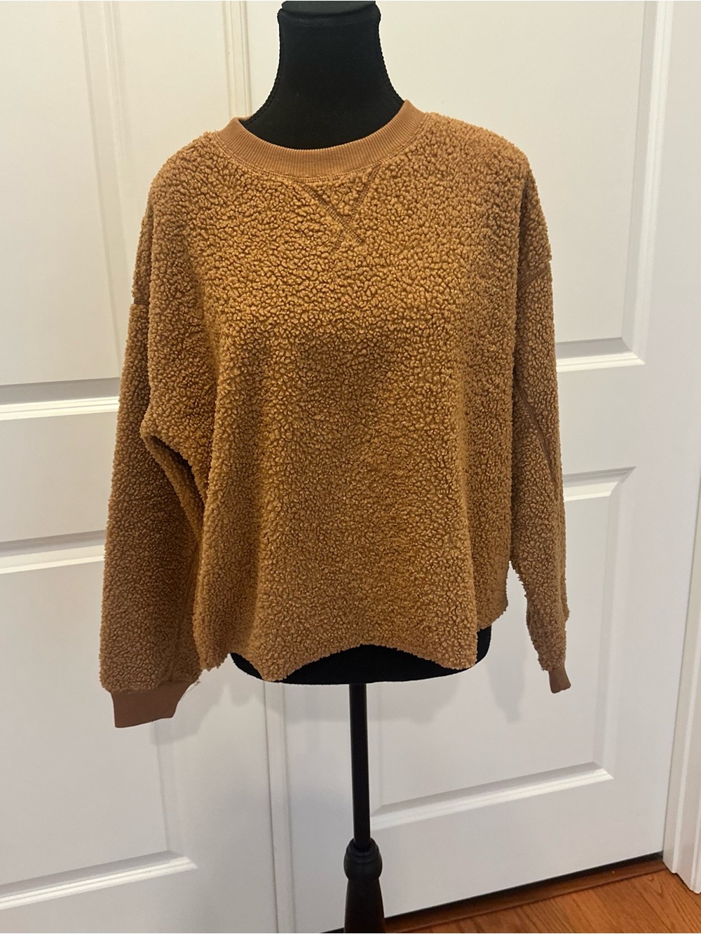 American Eagle Outfitters Teddy Crewneck Sweater - Camel Brown